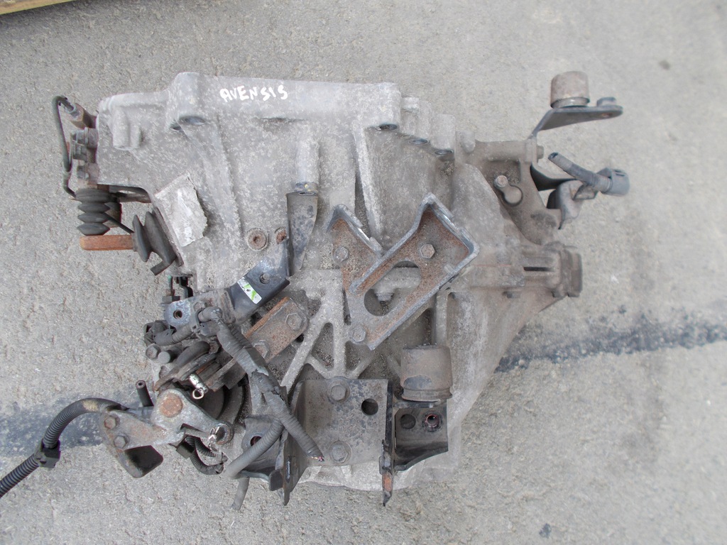caja de cambios 2.0 d4d toyota avensis t27  (#)
