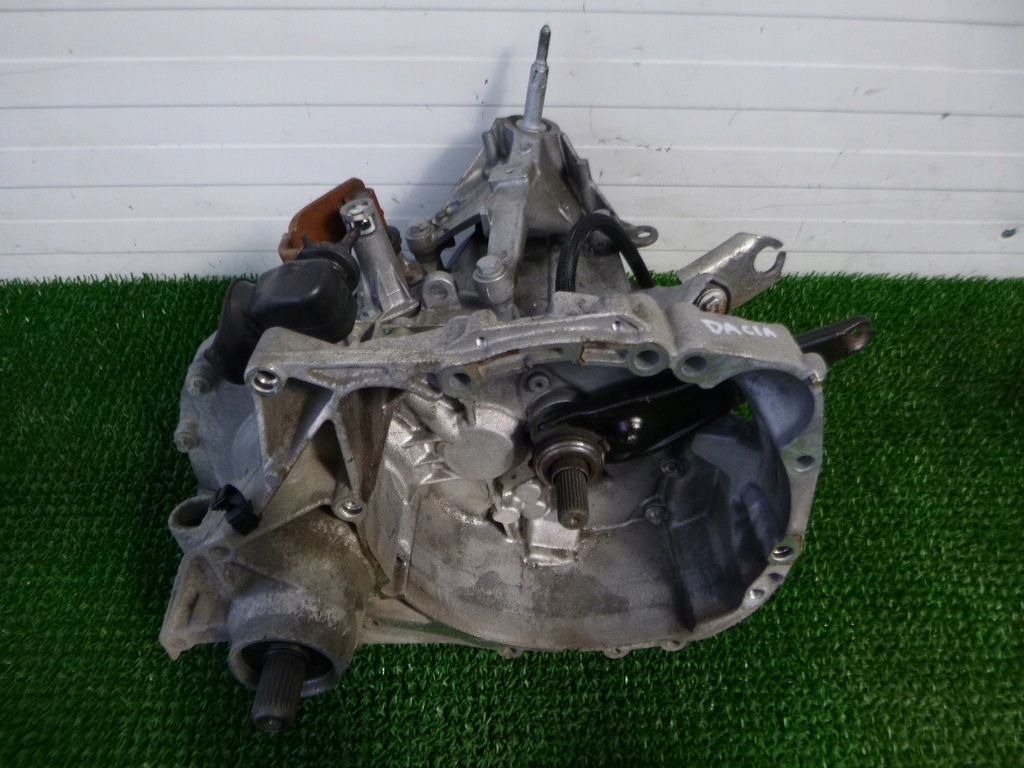 dacia sander..o i 08-12 1.2 caja de cambios jh3077  (#)