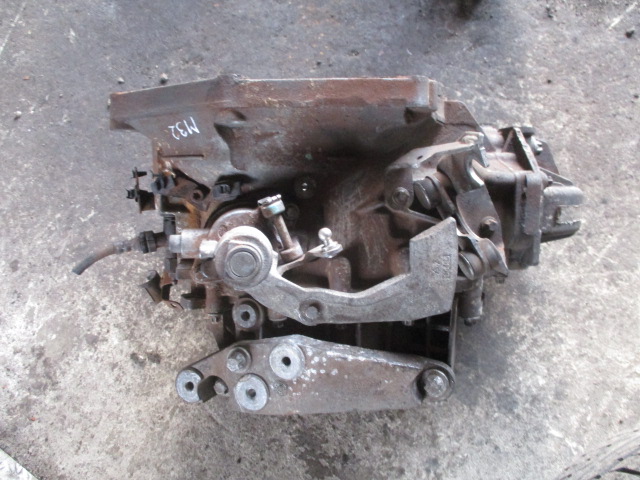 caja de cambios astra h vectra c zafira a m32 6b  (#)