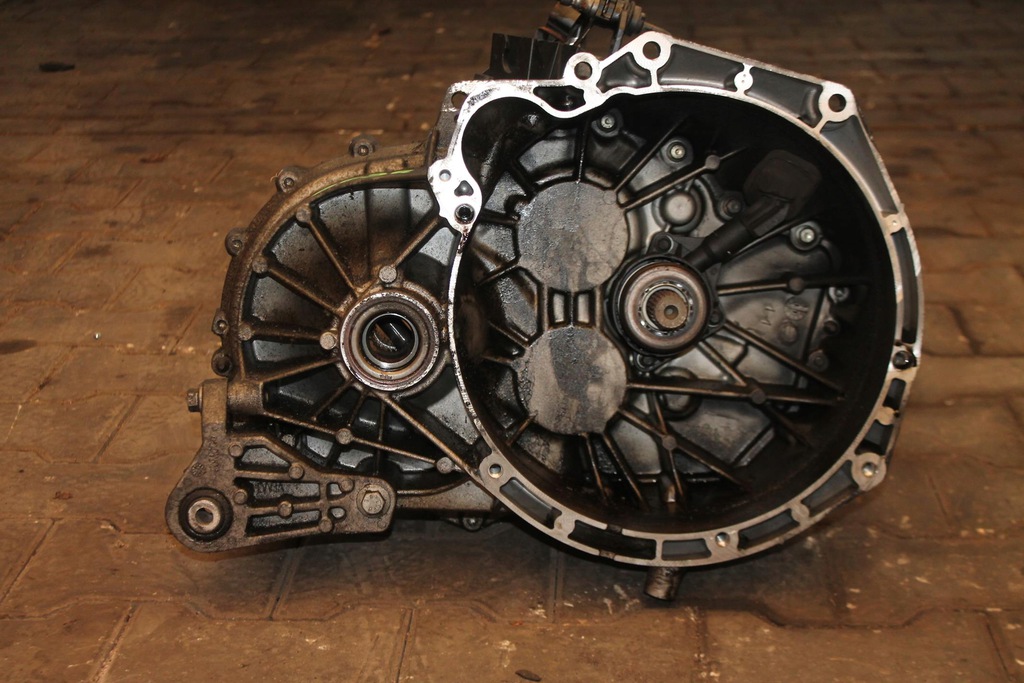 caja de cambios compl. volvo v60 s60 1.6 d2 10-  (#)