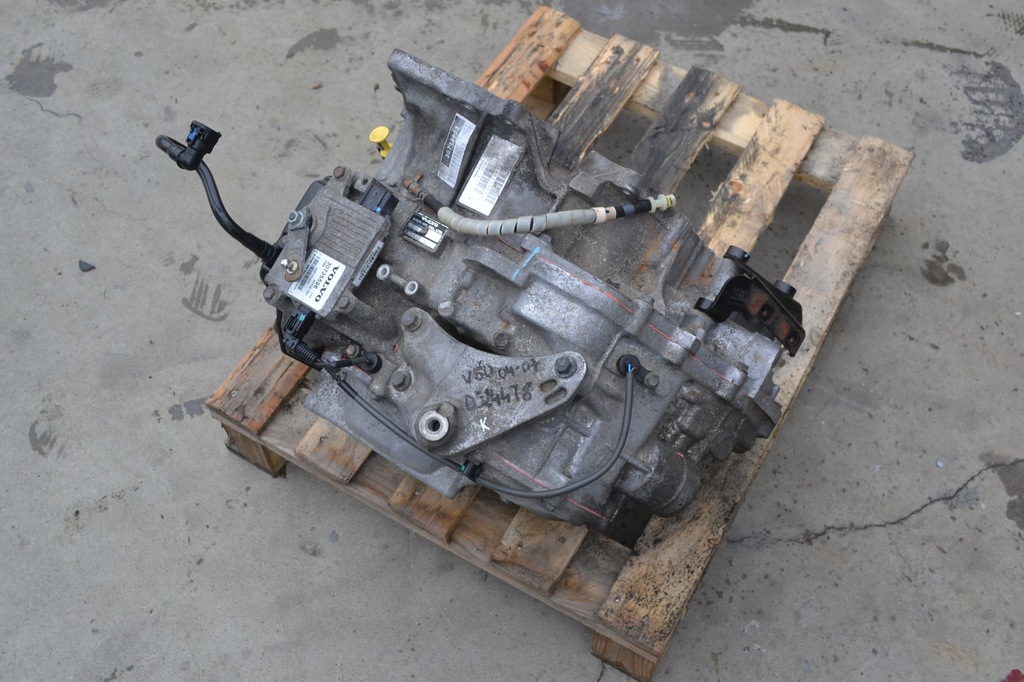 volvo caja de cambios 30713903 30681171 55-51sn  (#)
