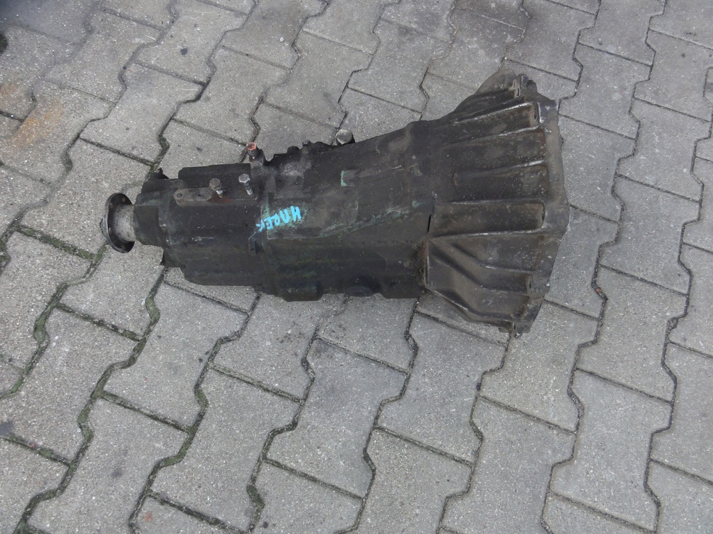 caja de cambios mercedes kaczka 208-410 luna  (#)