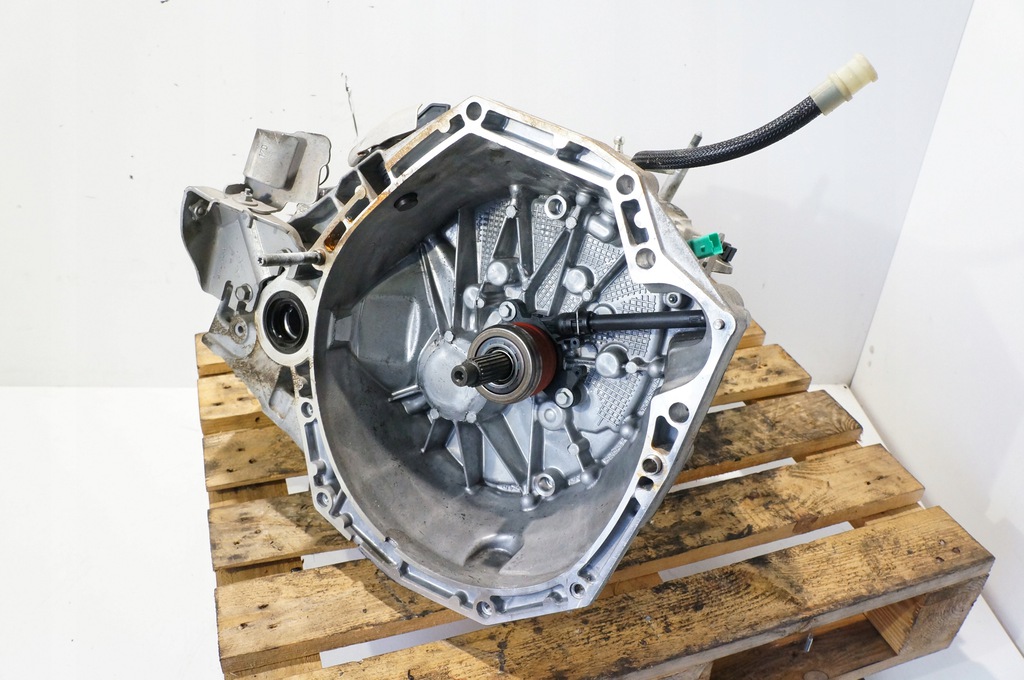 caja de cambios dacia duster 1.5dci manual tl4b302  (#)