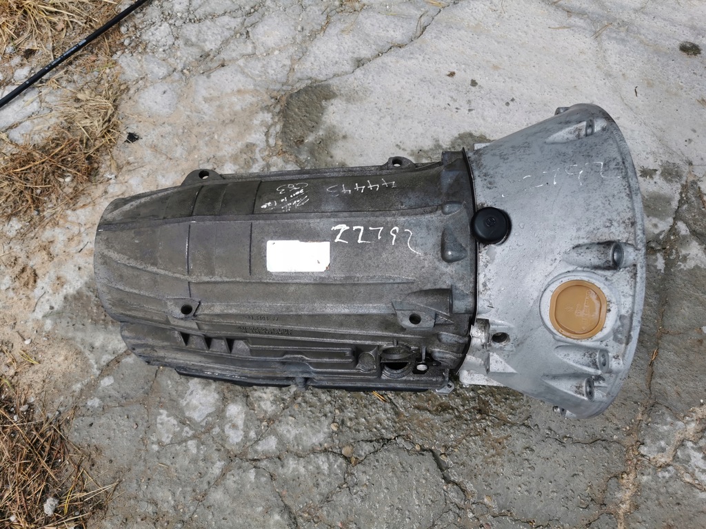 caja de cambios mercedes w204 c63 amg 2042703300  (#)