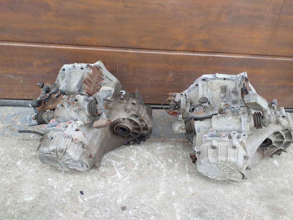 toyota auris i caja de cambios 16 vvti corolla e15 5b  (#)