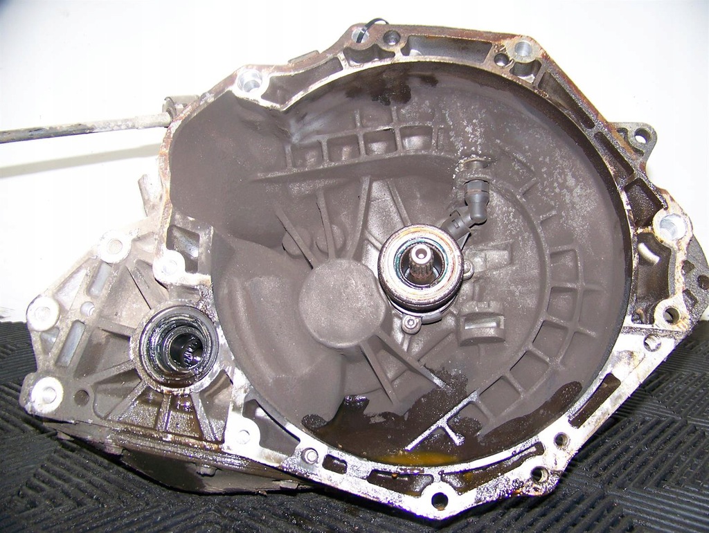 astra j iv 1.6 16v 115km caja de cambios 2t4c394  (#)