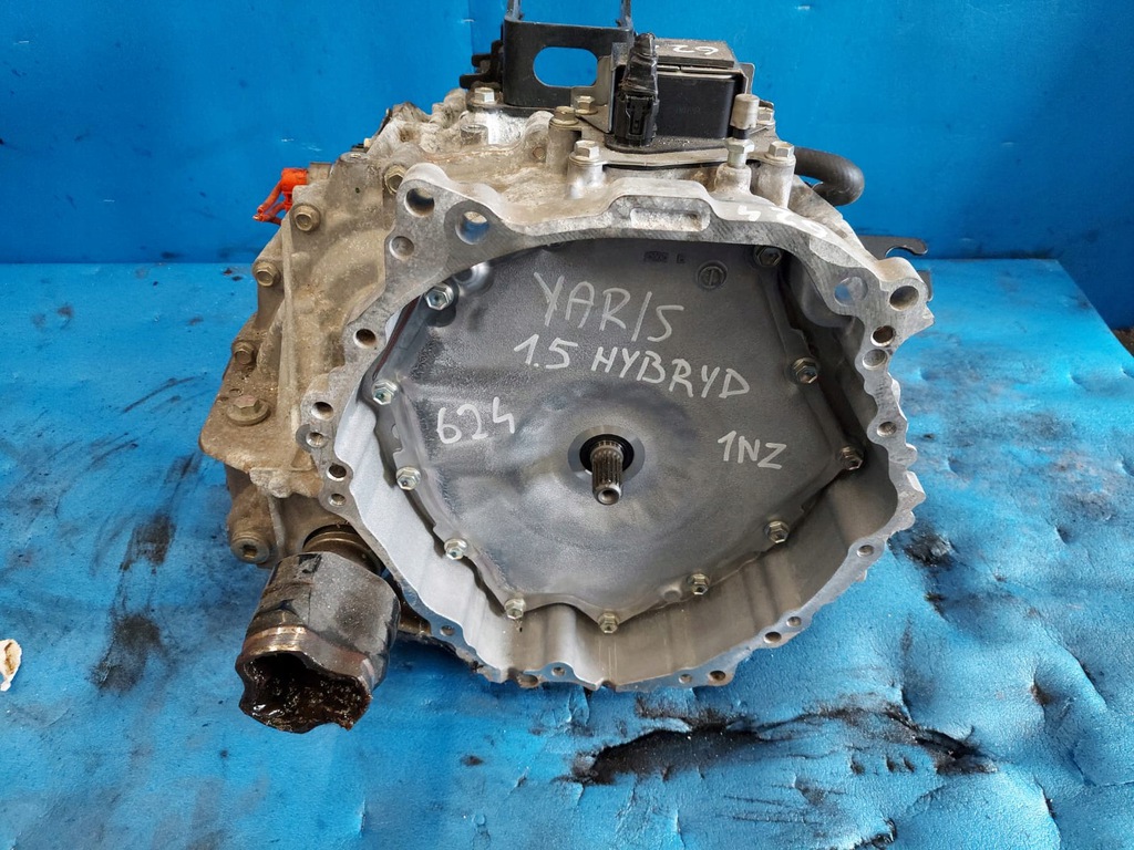 toyota yaris iii caja de cambios híbrido 1.5 1lm 1nz  (#)