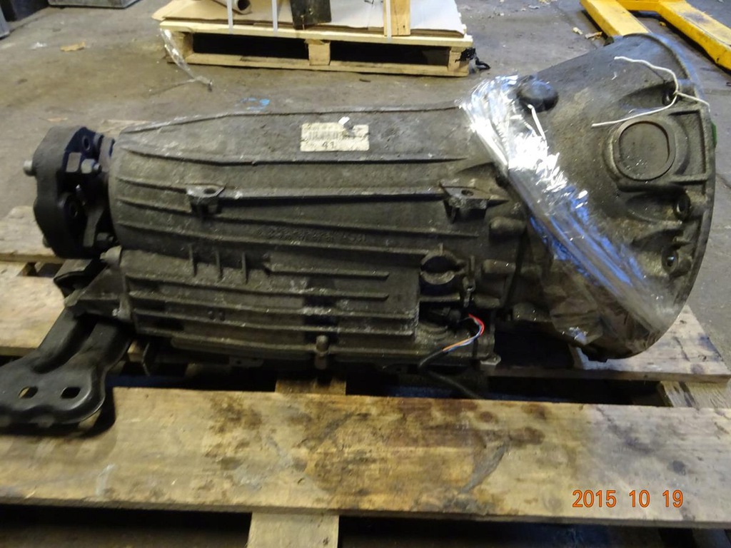 caja de cambios mercedes w211 2112704202  (#)