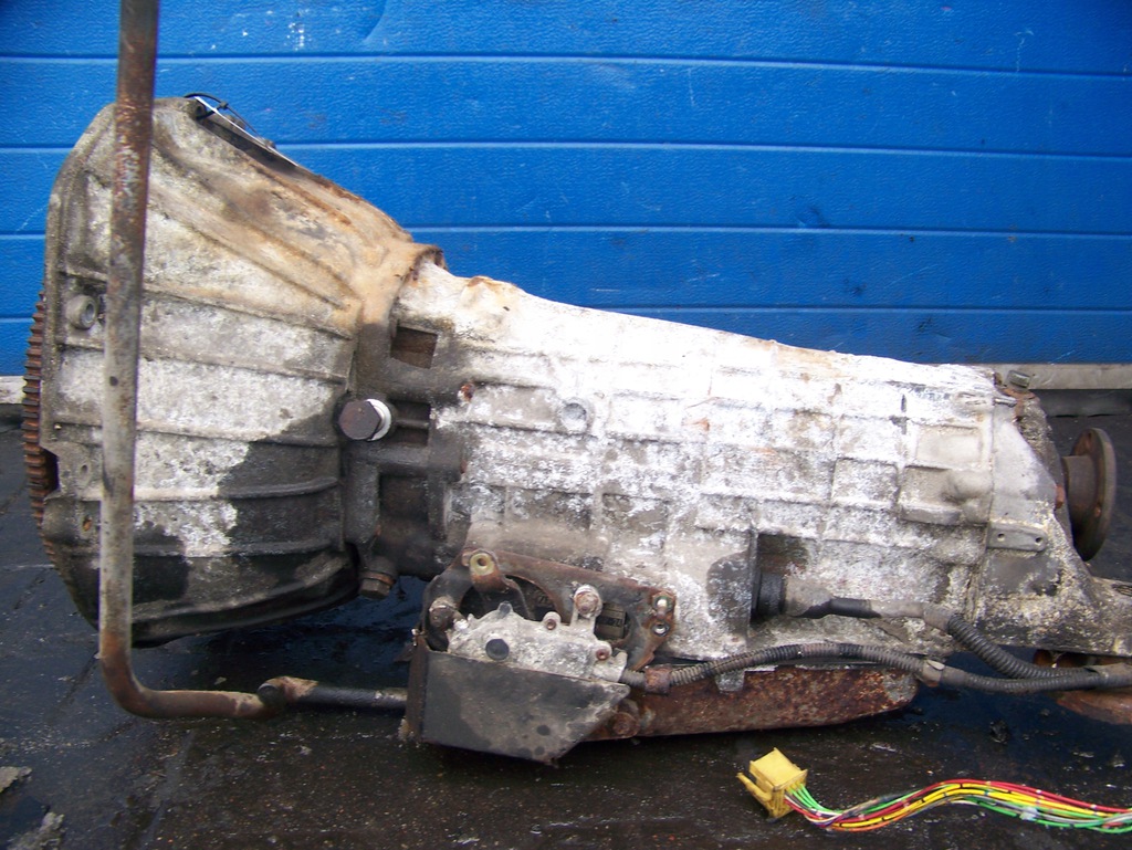 xj6 xj40 4.0 24v caja de cambios 4hp-24 1043030042  (#)