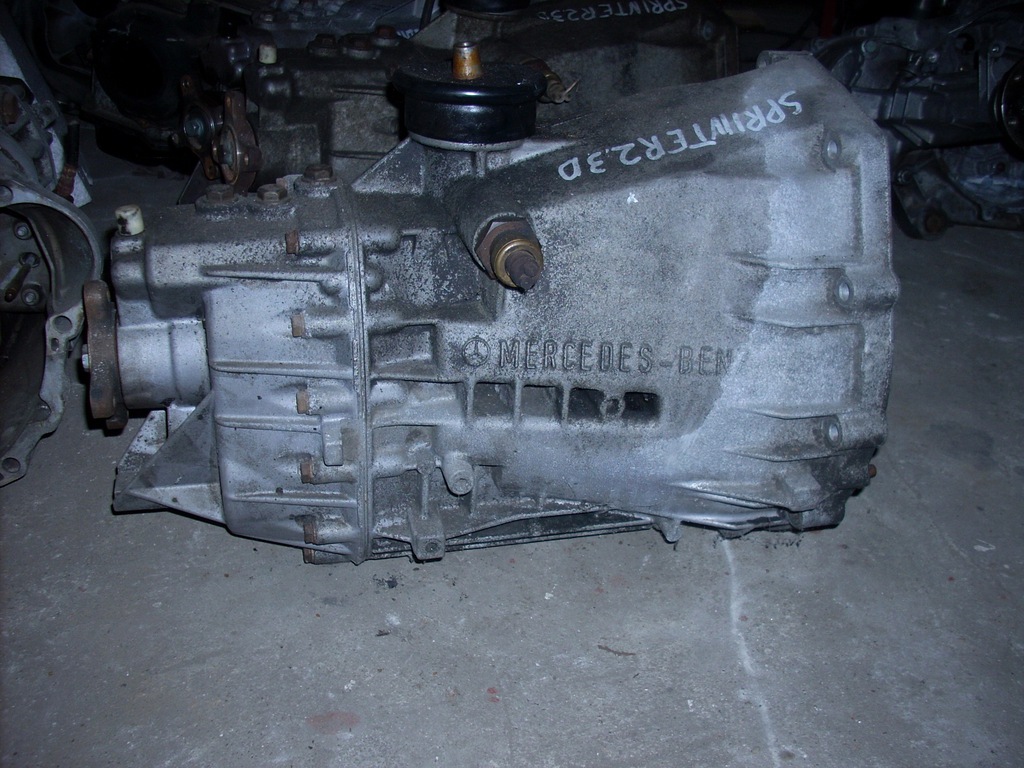 mercedes sprinter 2.3d caja de cambios  (#)