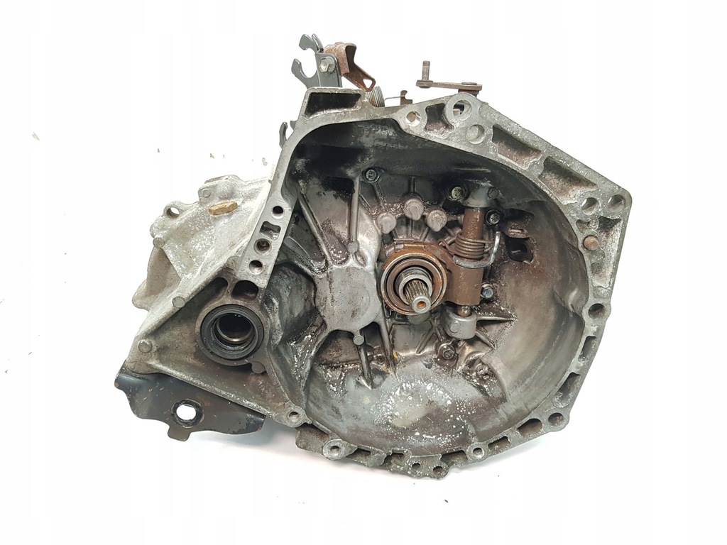 caja de cambios 20tt01 c1 107 aygo 1.0 147395km  (#)