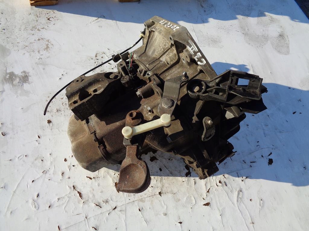 caja de cambios 20cq87 citroen c3 ii 1.4 8v  (#)