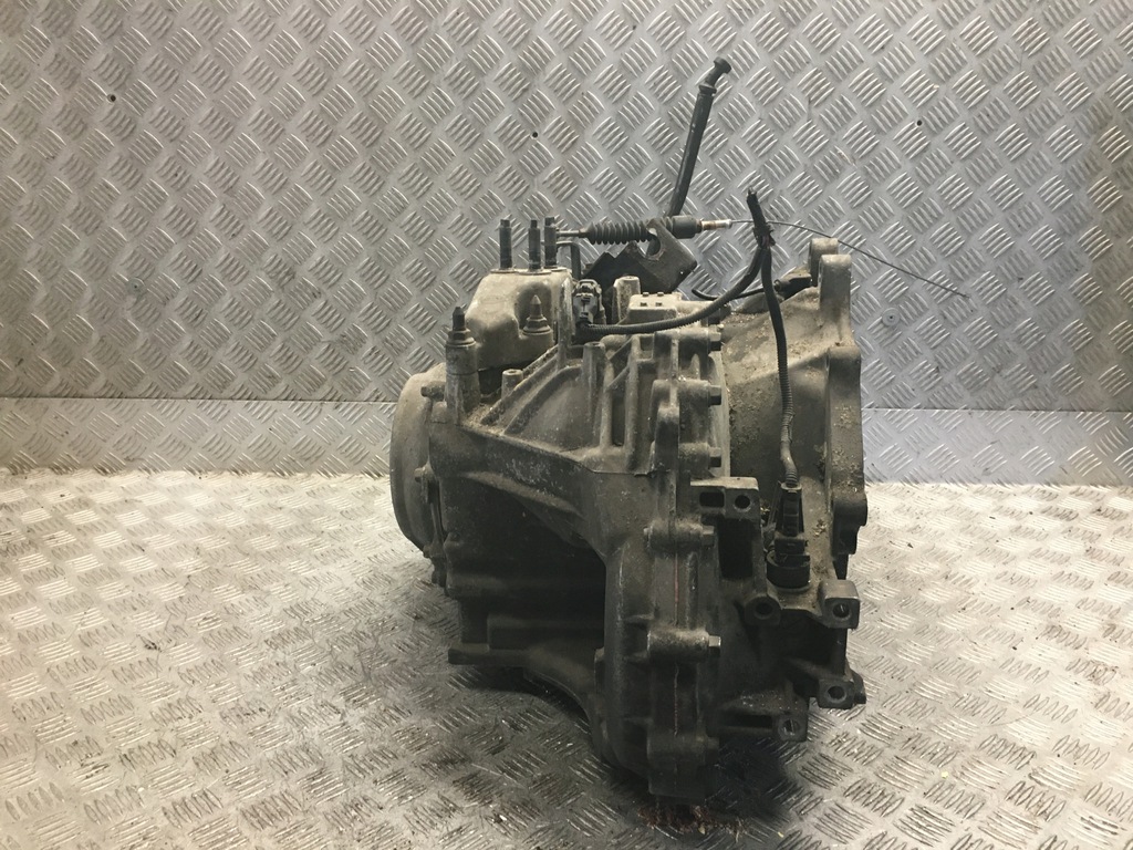 carnival 2.5 v6 caja de cambios s2nedp automatica  (#)