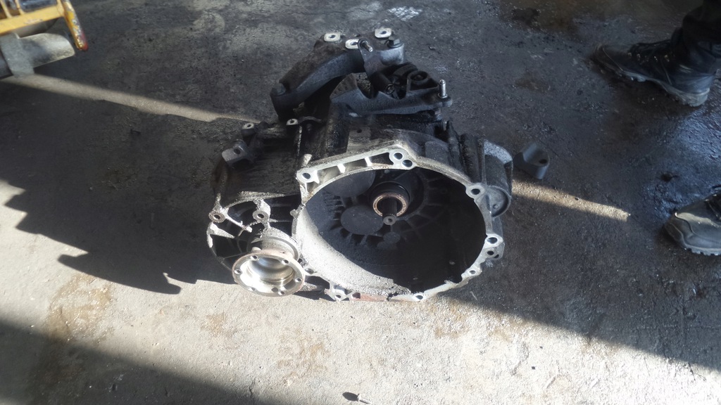 caja de cambios skoda octavia v vw passat b6 hdv  (#)