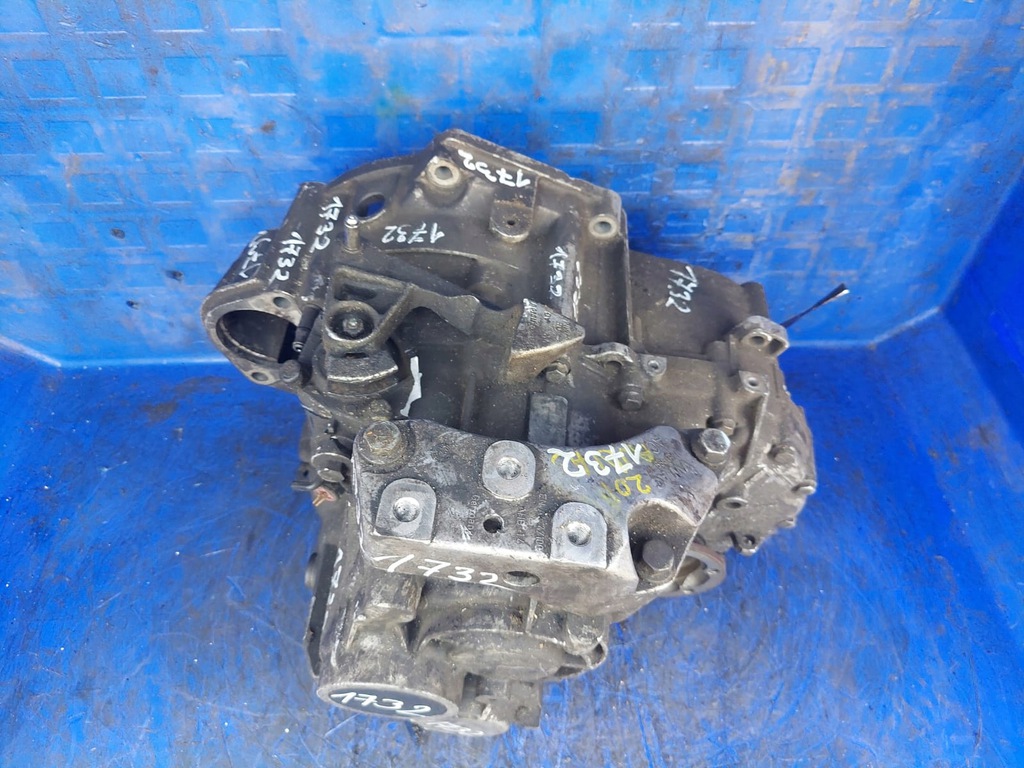 caja de cambios golf v 2.0 tdi grf manual  (#)