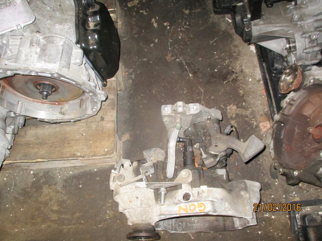 caja de cambios vw 19 tdi gon 90 tyśkm  (#)
