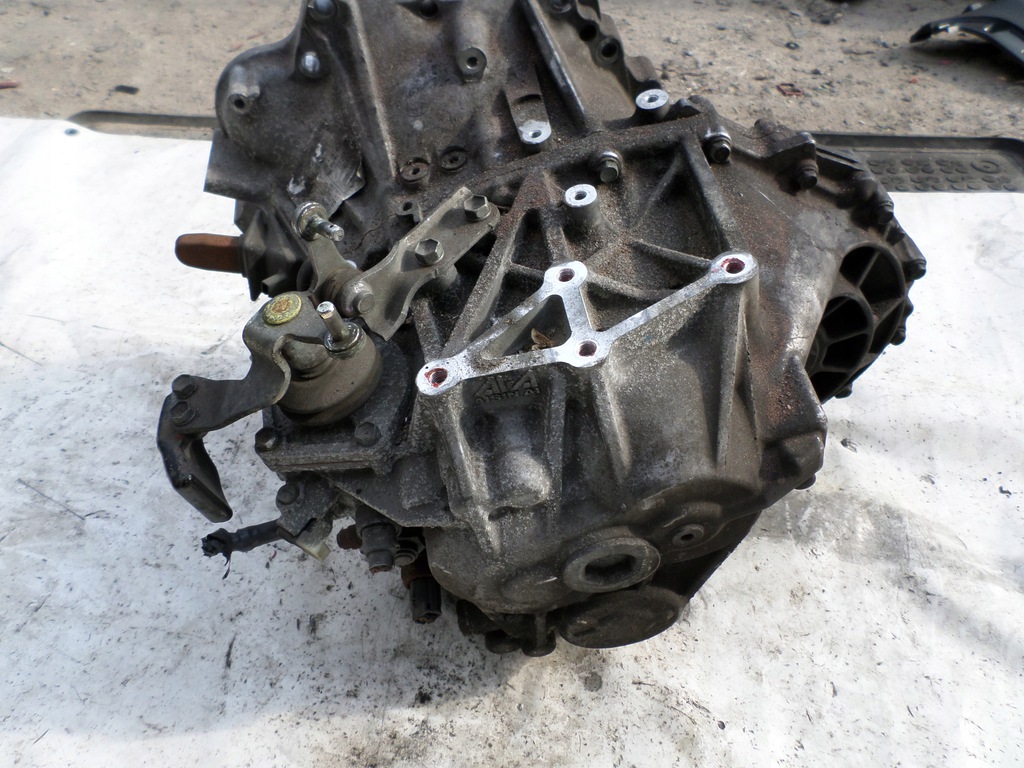 caja de cambios avensis iii t27 2.0 d4d xy9t-e  (#)