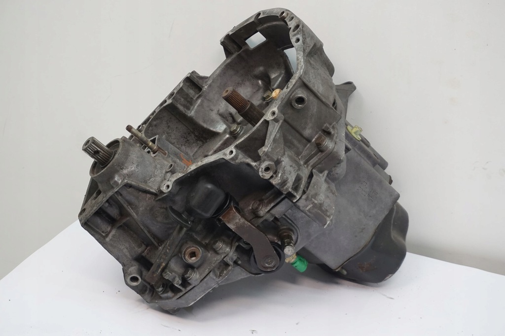 caja de cambios jb3168 kangoo 1.4 7701667397 renau  (#)