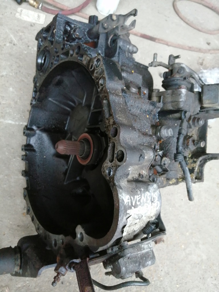 caja de cambios toyota avensis 2.0 d4d  (#)