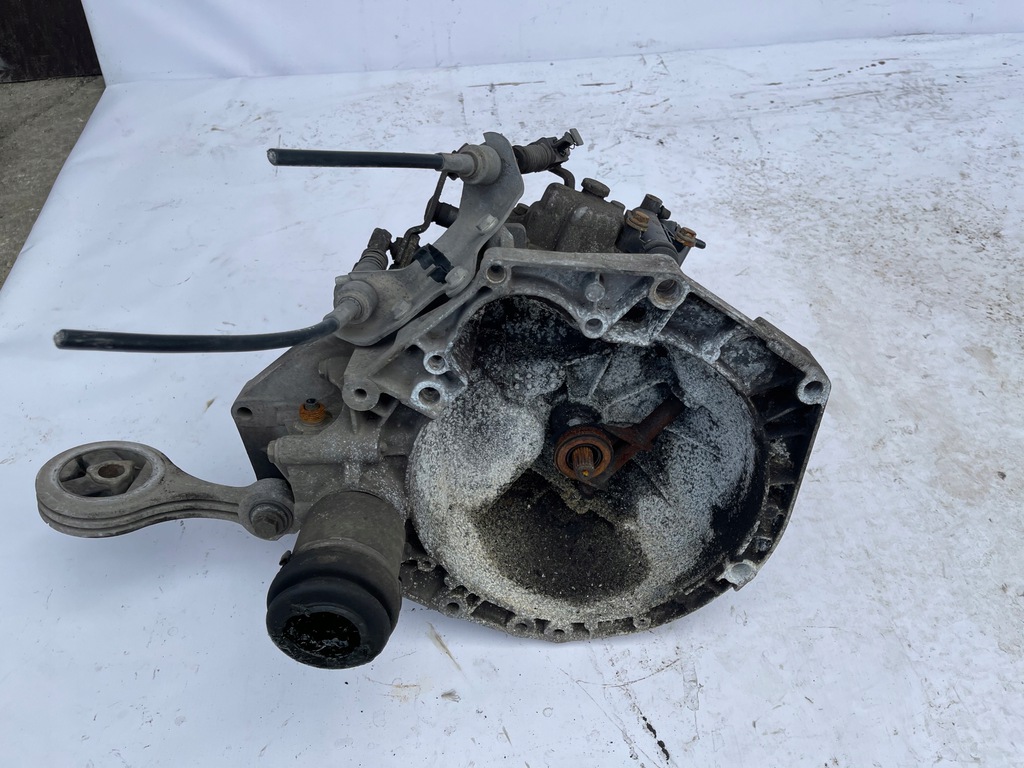 caja de cambios 1.2 1.4 fiat grande punto  (#)