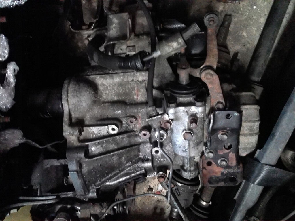 caja de cambios toyota carina ecelica 16b 4afe  (#)