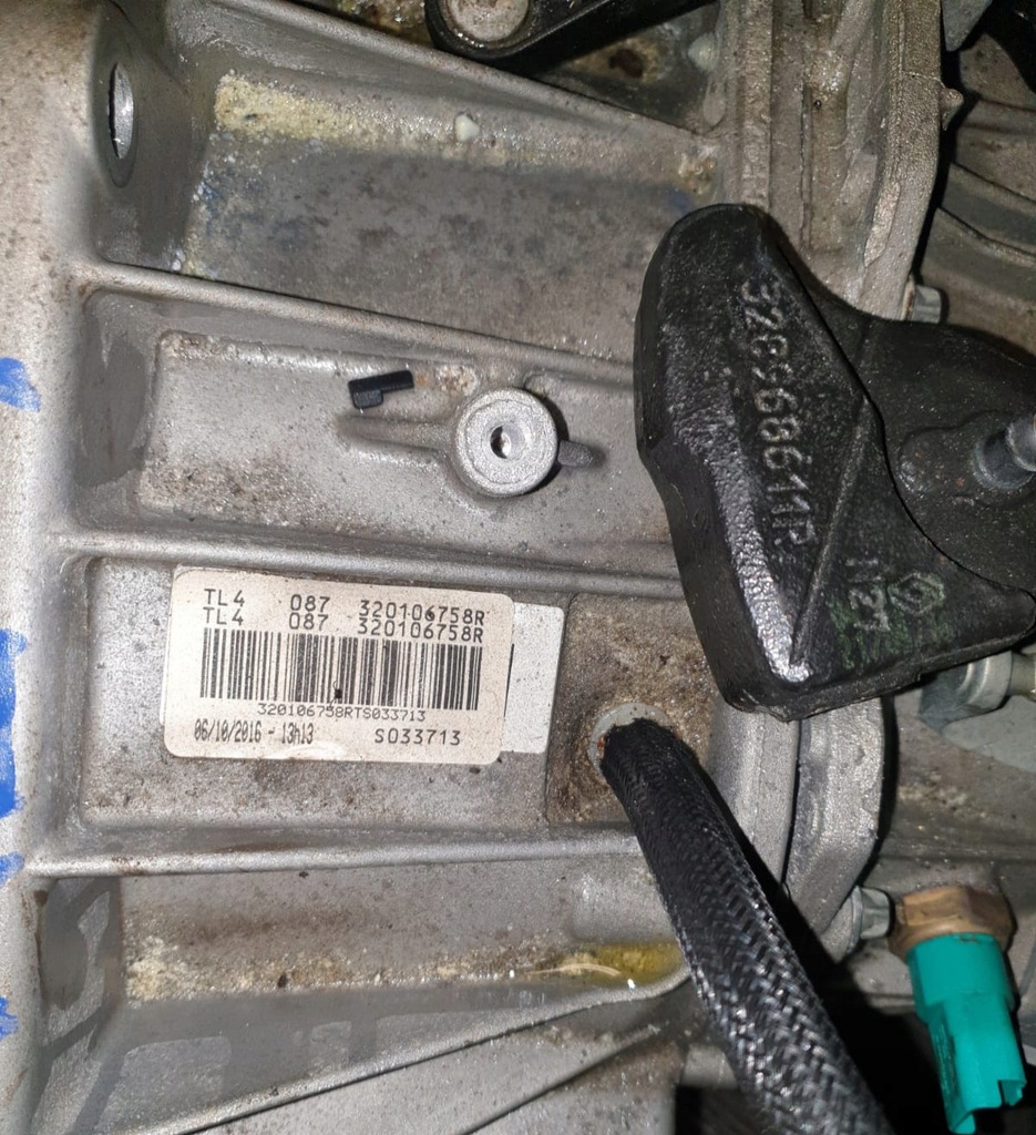 caja de cambios renault megane iv 1.2 320106758r  (#)