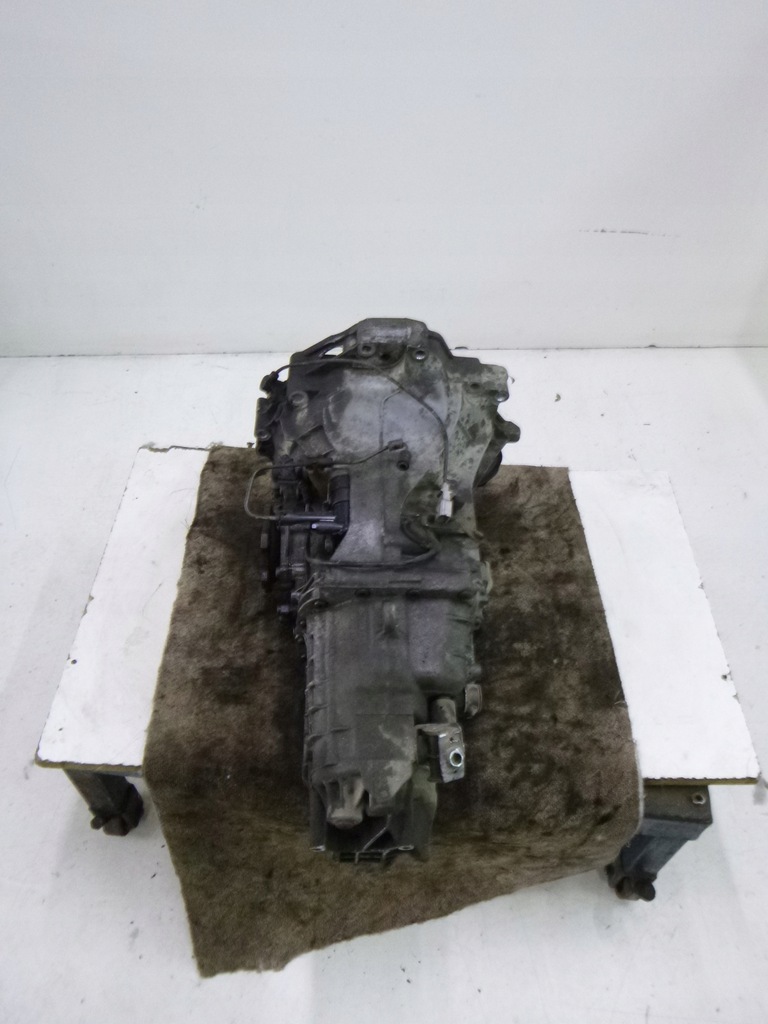 caja de cambios audi a6 c5 2.4 eaa 2001 r.  (#)