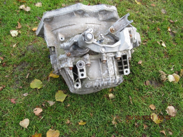 caja de cambios 6 opel vectra c 1.9cdti 55192042  (#)