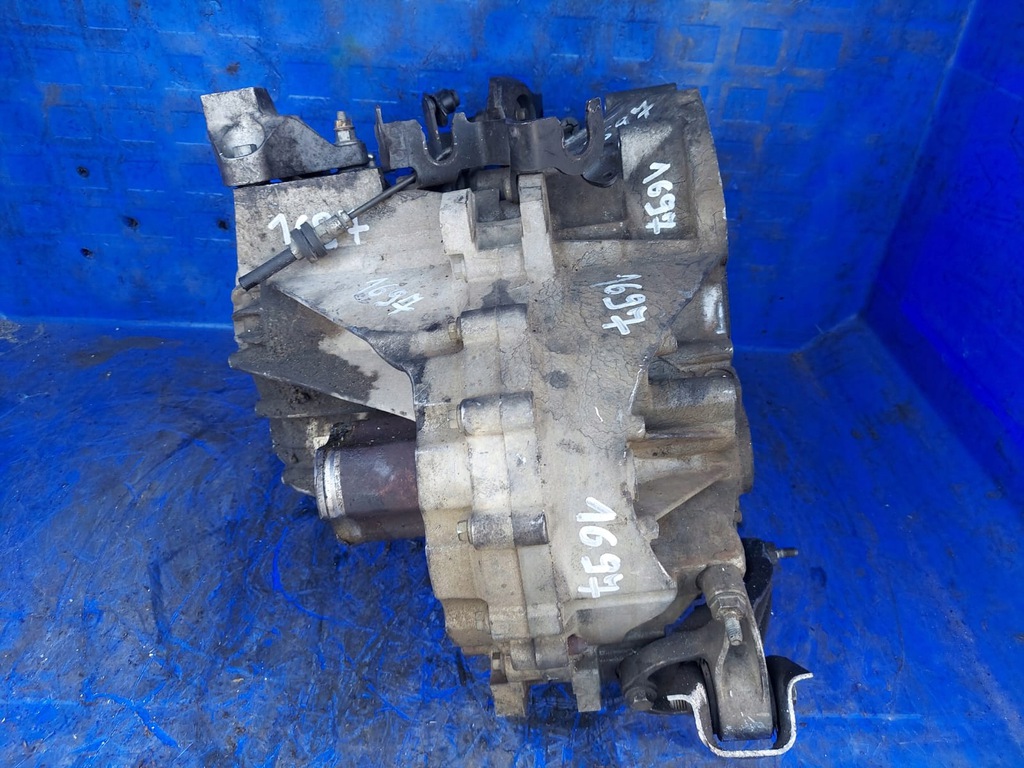 caja de cambios volvo v50 2.0 td 4m5r7002ce manual  (#)