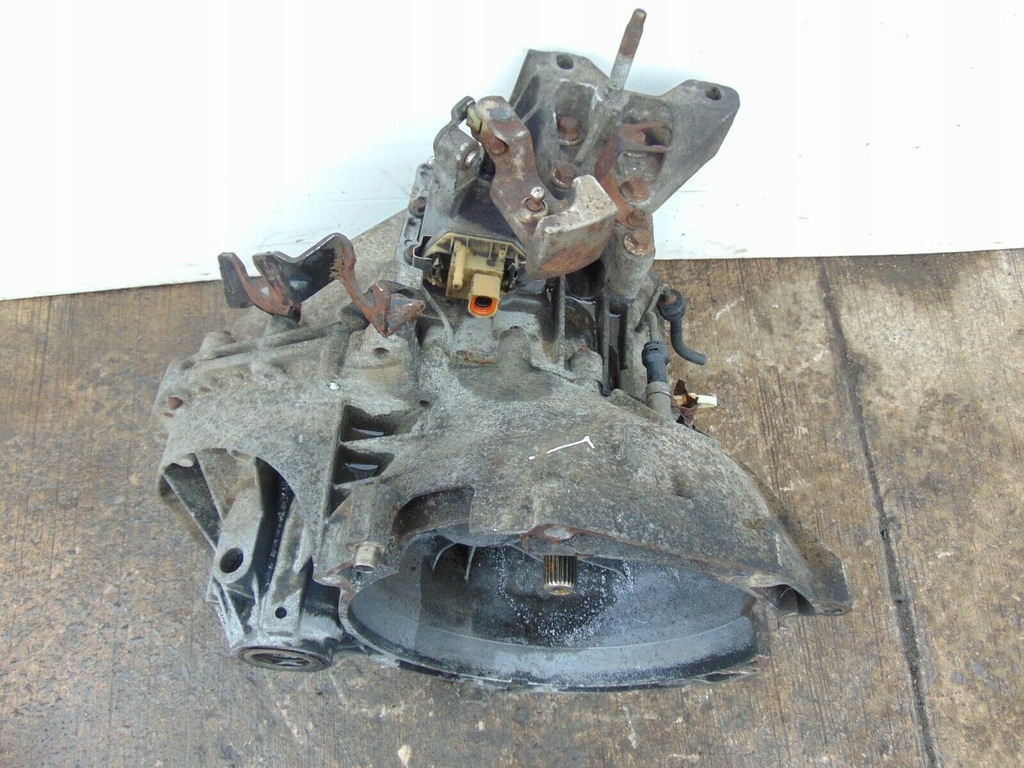 transit mk7 2.2 tdci caja de cambios 6c1r-7002-da  (#)