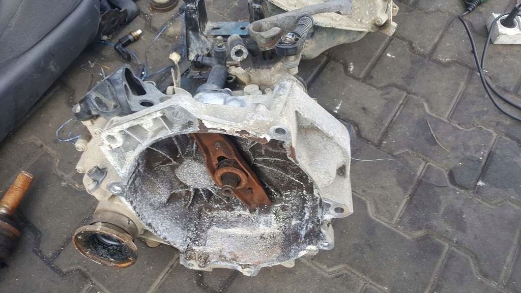 caja de cambios 1.2 12v fabia bzg  (#)