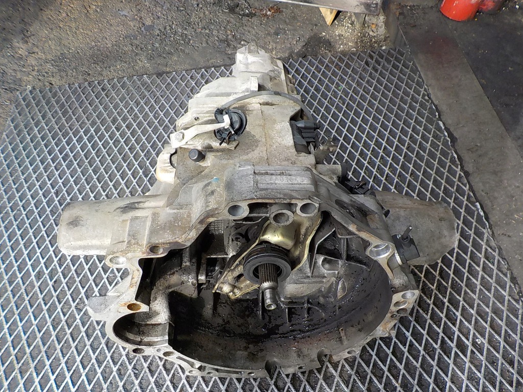 caja de cambios audi a6 c5 2.4 eaa  (#)
