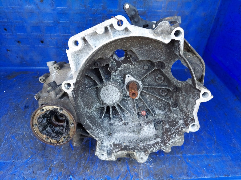 caja de cambios skoda fabia 1.4 b gry manual  (#)