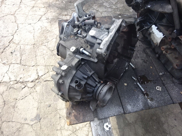 skoda fabia ii caja de cambios 1.9 tdi jxy  (#)