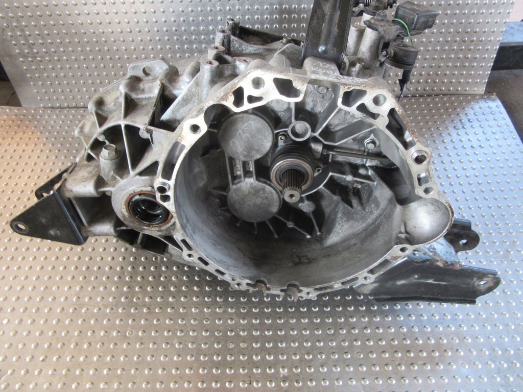 korando iii 2.0xdi 2wd 2012 caja de cambios 150km  (#)