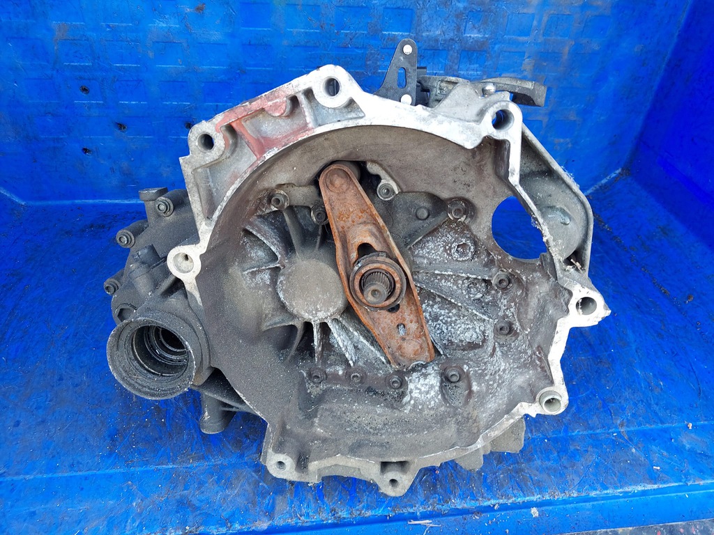 caja de cambios skoda fabia 1.4 b gry manual  (#)