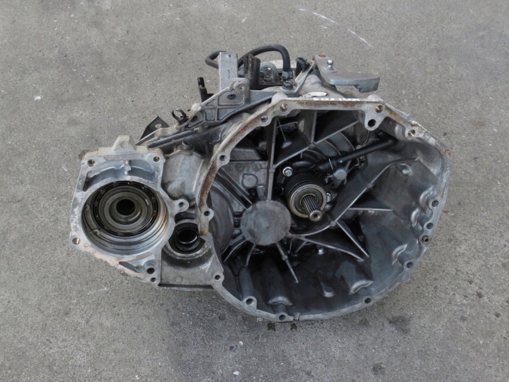 koleos qashqai 20 dci 4x4 caja de cambios nd8001  (#)