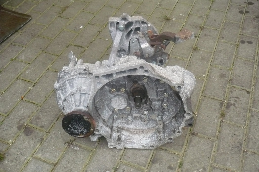 caja de cambios vw caddy 1.9 tdi 5 b  (#)