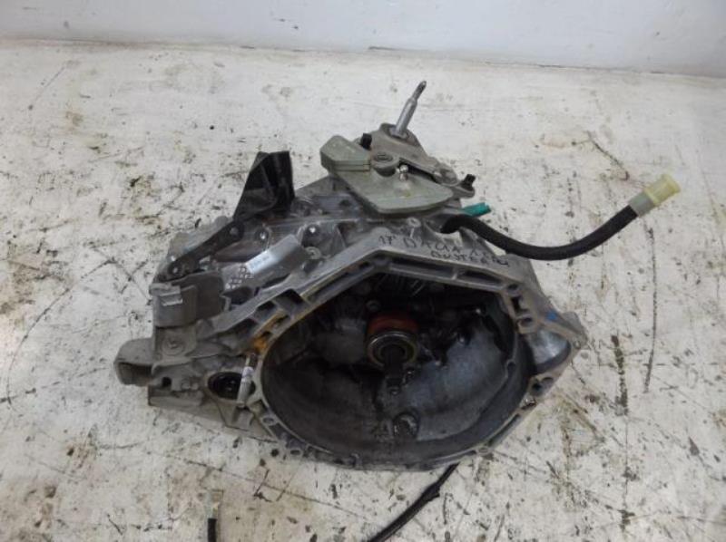 tl4b075 caja de cambios dacia duster 1.5 dci 17r.  (#)