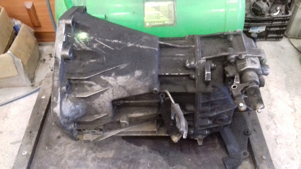 caja de cambios sprinter 2.2 a9042610101 00-06 cdi  (#)