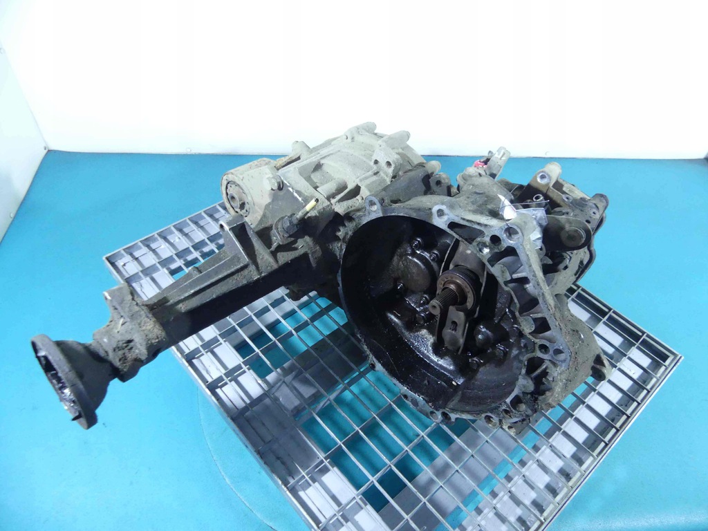 caja de cambios crn vw transporter t4 2.4d  (#)