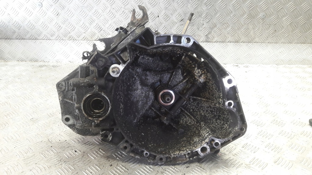 stilo 1.6 16v caja de cambios 55181588  (#)