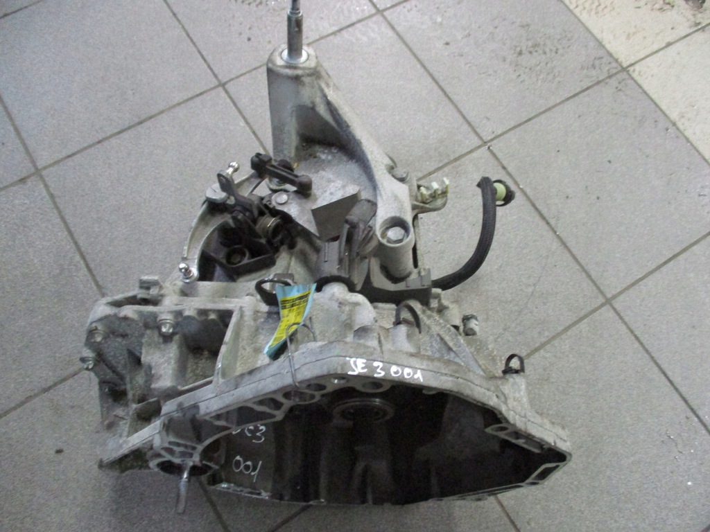 caja de cambios je3001 renault twingo iii 1.0 tce  (#)