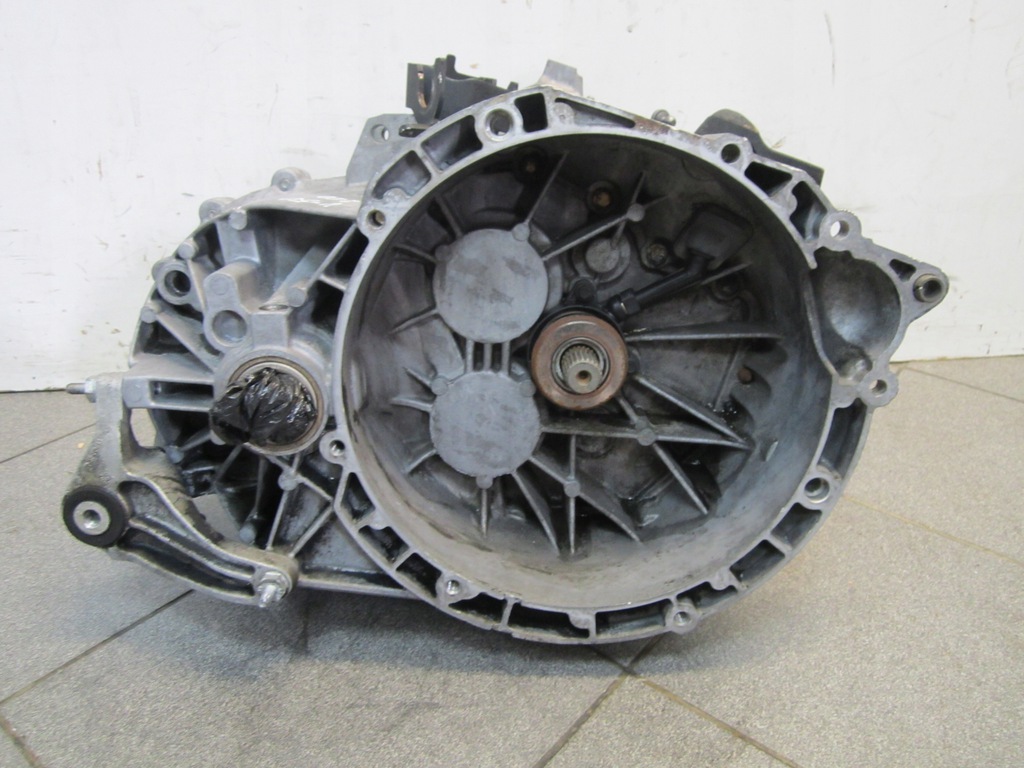 caja de cambios volvo v50 2.0d 4m5-7002-cc  (#)