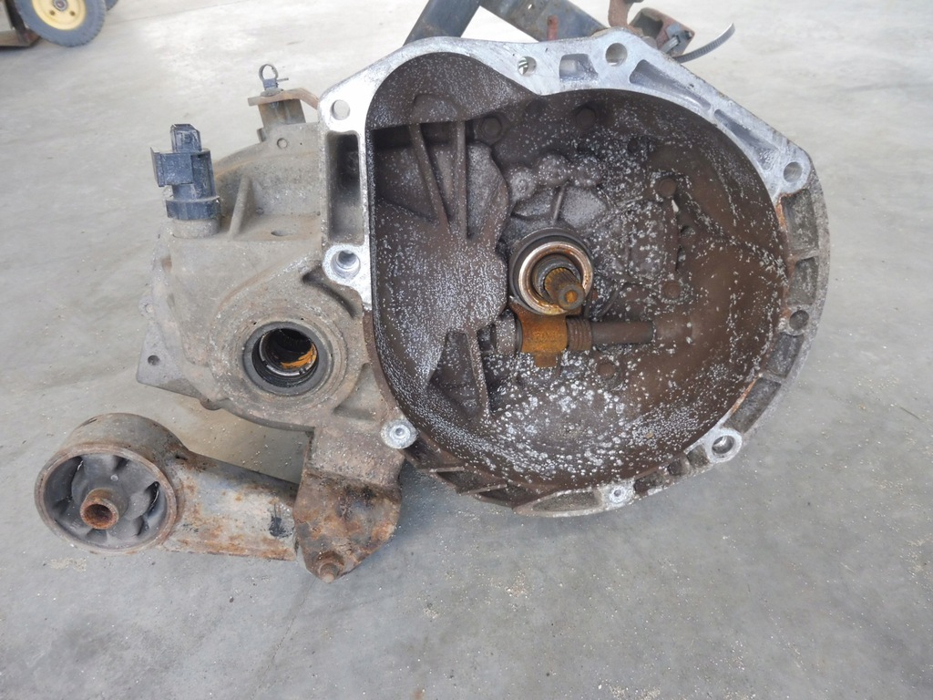  kia  picanto 11 1.0 caja de cambios  (#)