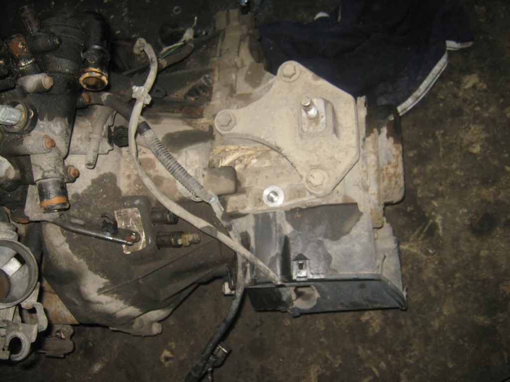 caja de cambios ford fiesta mk6 13 b  (#)
