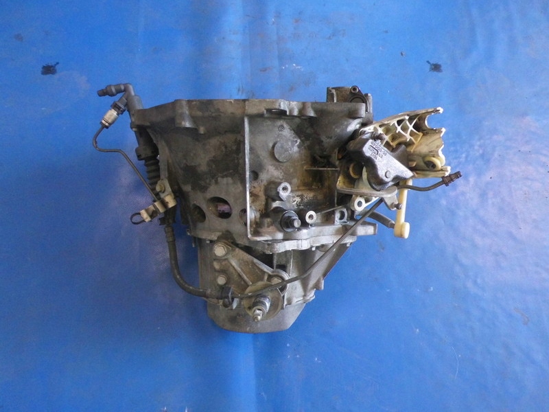 caja de cambios 20dm73 peugeot 206 1.6hdi 98-10r  (#)