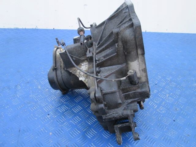 ford fiesta mk5 1.3 60km caja de cambios  (#)