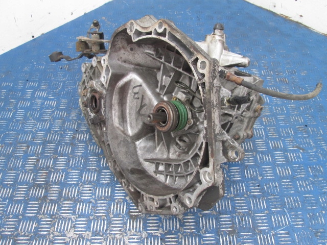opel astra 2 g 2.0dtl caja de cambios f18  (#)