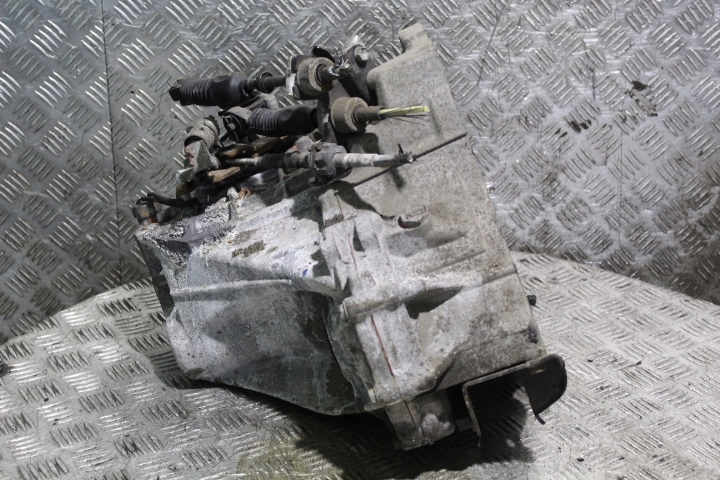 caja de cambios peugeot 107 1.0 20tt011719858  (#)